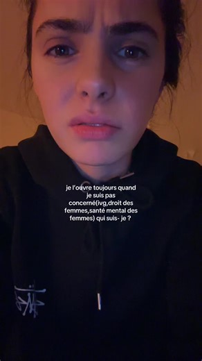 Vidéos de LB💋🍸🪩 (@lola.berland) avec Sans contrefaçon - Mylène Farmer