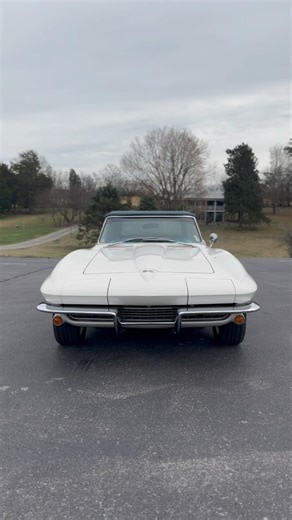 Let’s take a moment to hear this 1967 Chevrolet Corvette one last time before it is off to the new owner! #chevy #chevrolet #corvette #chevycorvette #chevroletcorvette #corvetteracing #restomod #restoration #americanmuscle #v8 #classiccars | Smoky Mountain Traders