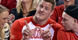 JJ Watt talks UW-Madison, watching the Super Bowl and Spotted Cow with Seth Meyers