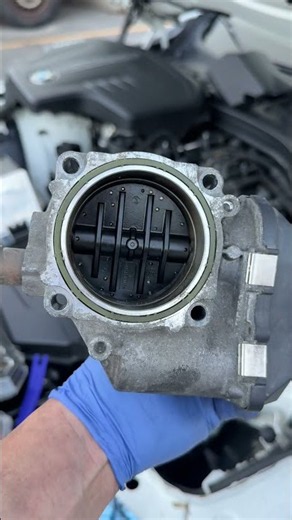 2016 BMW 428i Xdrive F32 Throttle Body N20 Engine #automobile #diy #maintenance #bmw
