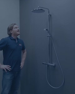 Apprenez à installer la colonne de douche GROHE Tempesta Cosmopolitan 250 en suivant ces 5️⃣ étapes faciles ! Nous avons créé les vidéos "How To" GROHE Professional pour vous aider dans votre travail au quotidien ! Tous les jours, ces tutoriels facilitent l'activité de nos installateurs GROHE ! Suivez le guide : https://fcld.ly/x7ldka4 | GROHE