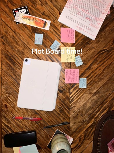 Time to get into the nitty gritty of the second book I’m writing! Yes, you heard that right.. I’m writing two at once 😅 #author #firsttimeauthor #fantasyseries #writemybookwithme