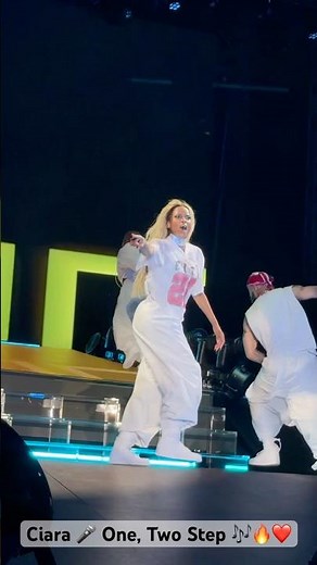 Ciara 🎤 One, Two Step 🎶 - Live