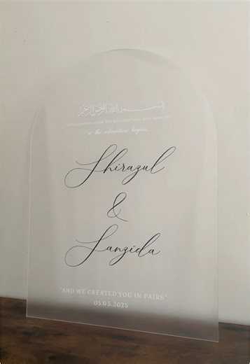 Acrylic wedding welcome sign board #welcomesign #acrylicsign #welcomesigndiy #signboard #acrylic #welcomeboard #personalised #personalisation #nikahsign #nikkahsigns #weddingwelcomesign #acrylicwelcomesign #foryou #foryoupage #fyp #fy #viral