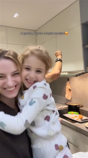 COCO on Instagram: "Our personal chef😋🤍"