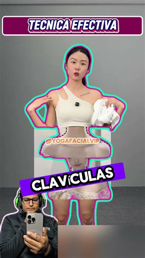 4 towel exercises to eliminate sagging skin on your back, shoulders, and neck