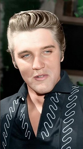 🎤 Did You Know? Elvis Presley Was Naturally Blonde! 💇‍♂️🎸#ElvisPresley #RockAndRollTrivia #TheKing