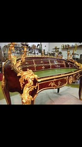 ✨ A Secretary Desk Fit for Royal Decrees ✨ A breathtaking secretary desk crafted from natural wood veneer & rich gilt bronze, featuring curved aristocratic lines, floral ormolu mounts, and a polished surface worthy of royal correspondence. Not just a desk — a throne of intellect and elegance. Where luxury meets legacy. Save it, share it & tell us — What masterpiece would you write on this royal desk? Would you place it in your presidential office, palace library, or private collector’s salon? #R