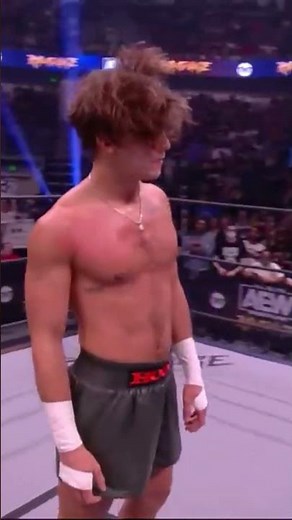 The moment when Danhausen gifted HOOK a bag of chips on AEW Rampage!