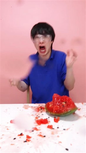 Real or Fake?! Testing the wildest viral experiments out there! 👀 #lifehacks #satisfying