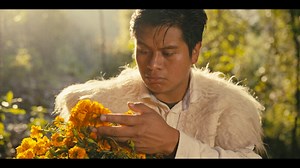 Con música tradicional de Chamula 🫶 En Chamula, recordamos que la muerte no es final, sino un regreso. Este es un homenaje al amor que trasciende el tiempo y el silencio. | yibelmx