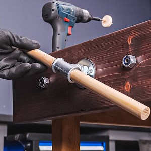 DIY This Incredible Bench Vice Using Old Car Parts! | Handy Panda