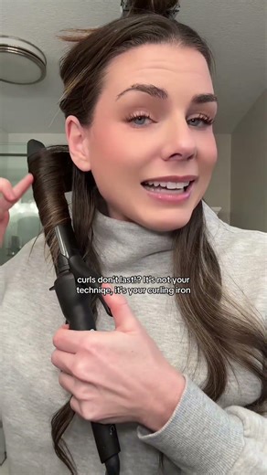 The Bio Ionic is pro stylists secret to high quality, long lasting curls! Ionic #bioionic