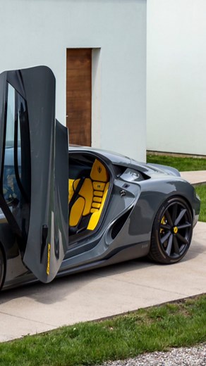 DOMINIC SICOLI on Instagram: "🗣️ THIS is the Koenigsegg Gemera #koenigsegg #gemera #koenigsegggemera #hypercar #hypercars #carsofinstagram #carswithoutlimits #supercarlifestyle #supercar #supercars"