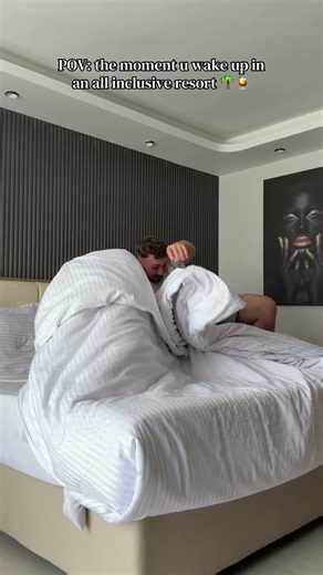 POV: the moment u wake up in an all inclusive resort 🌴🍹 ‪@HawTheGroove‬