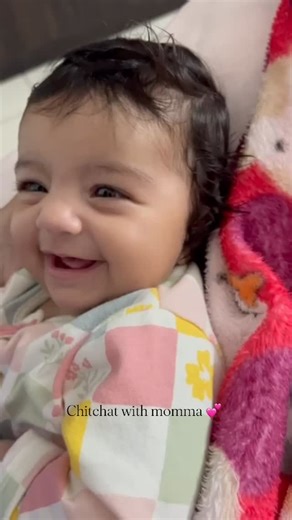 Neil & Ovi on Instagram: "Momma listens to all my stories…🥰 #cutebabyvideos #babiesofinstagram #babygram #cutenessoverload #funnybaby toddlerlife momlife momsofinstagram motherhoodunplugged mommyandme"