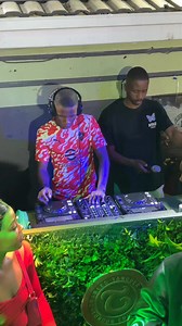 BaTee in the building 🔥🔥🔥🔥🔥🔥🔥🔥 | Umtata Lounge