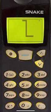 “Rolling Back the Years: Classic Nokia Snake Gameplay!”