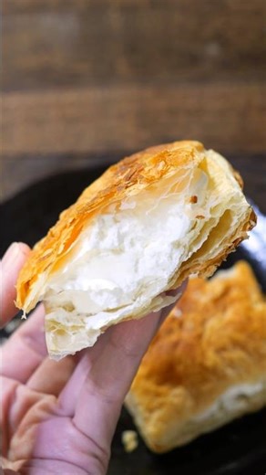 How to make a delicious, crispy cream pie with just two ingredients! #shorts #cooking