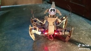 Exploring The Prototype Robot in Poppy Playtime