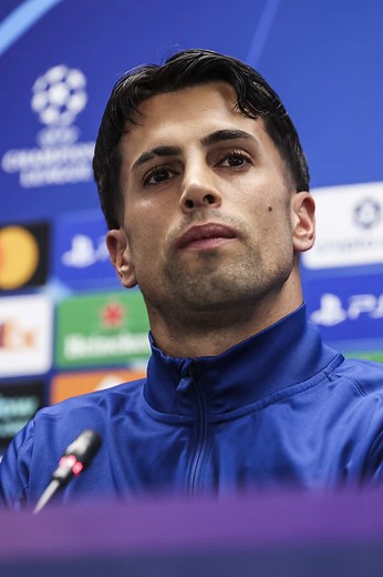🗣️ Cancelo: “Cuando llegué, decían que estaba acabado” El jugador del FC Barcelona Joao Cancelo ha hablado sobre su futuro y se ha reivindicado por su fútbol desde que volvió al club azulgrana: “Tengo contrato con el Al-Hilal, pero siempre hay opciones. Vamos a ver lo que pasa en el final de temporada porque el fútbol cambia en un momento, yo sé bien de eso. Al inicio, cuando llegué, no estaban teniendo esa conversación, estaban con dudas, diciendo que no quería que me quedara, que ya estaba ac