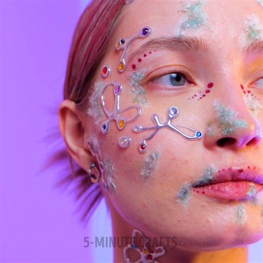 262K views · 359 reactions | Moldy Glam?! Creating a Creepy Mold-Inspired Makeup Look! 濫 | 5-Minute Crafts | Facebook