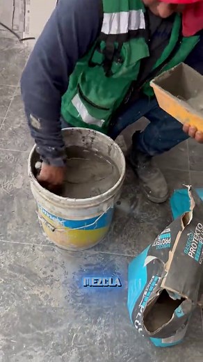 Aplicación de Basecoat en Durock