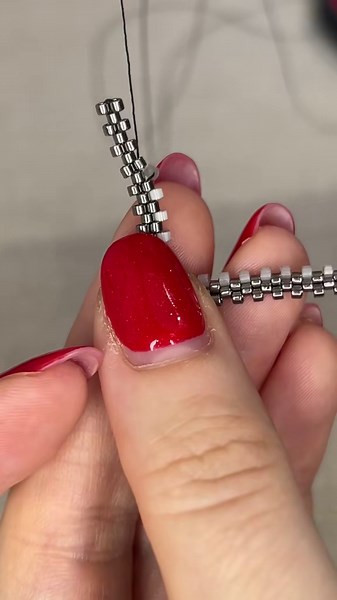 Creating Stunning Beaded Earrings from Scratch