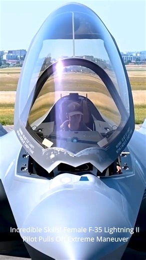Incredible Skills! Female F-35 Lightning II Pilot Pulls Off Extreme Maneuver #aviation