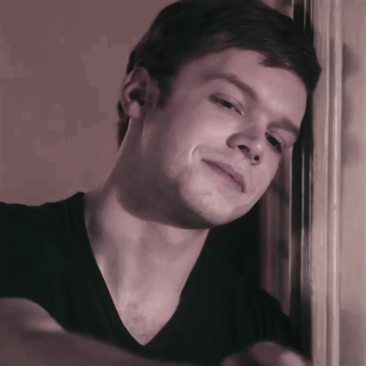 ᥫ᭡ editing ian gallagher in every episode — 7x06 The Defenestration Of Frank #iangallagher #iangallagheredit #shameless #shamelessedit #fyp
