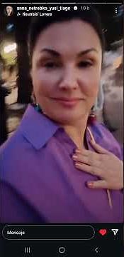 La Soprano Anna Netrebko en la Zona Colonial, República Dominicana.