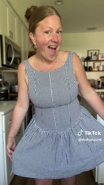 Apple Shape Fashion Guide: Gingham Drop Waist Dress