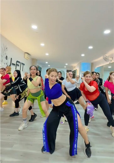 Belly Fit Dance Routine: Energizing Zumba Moves