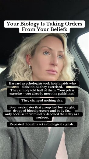 Your mindset isn’t motivational — it’s biochemical. Studies show belief alone can change blood pressure, body composition, and stress hormones without changing behaviour. Your biology follows the signals your brain sends daily. #MindBodyScience #NeuroscienceFacts #BiohackingHealth #PlaceboEffect #ConsciousHealth