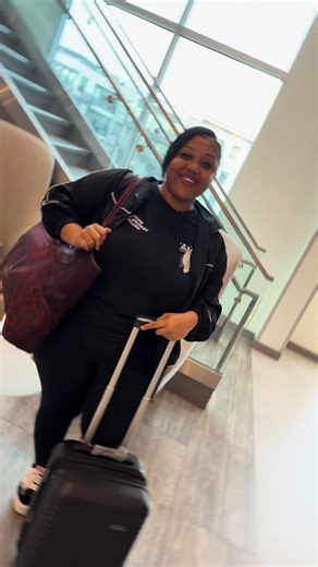 PEACH McINTYRE 🍑 FINALLY TAKES HER HAIR OUT AND MEETS HER HAIR STYLIST 💇🏽‍♀️ DOMINQUE FOR THE DAY IN TAMPA, FL 🤩⭐️🤩