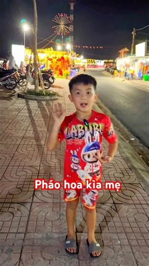 Tiền đi xem bắn pháo hoa fake/ Tín ngộ tv #shorts