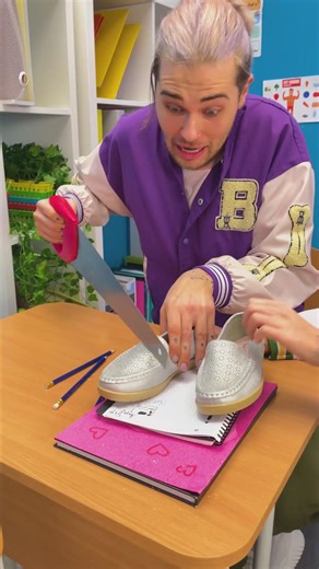 ✨ WOW 😱 They Cut her Shoes by 123 GO! SHORTS | 123 GO