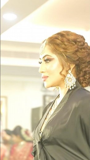 Fashion Show Makeup & Dress-Up Tutorial | Glamorous Runway Looks