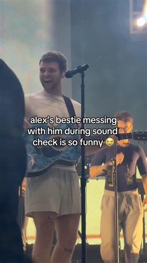 this took me out lmfao 😭😭