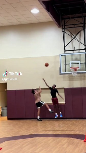Mastering the Fadeaway Jump Shot Technique