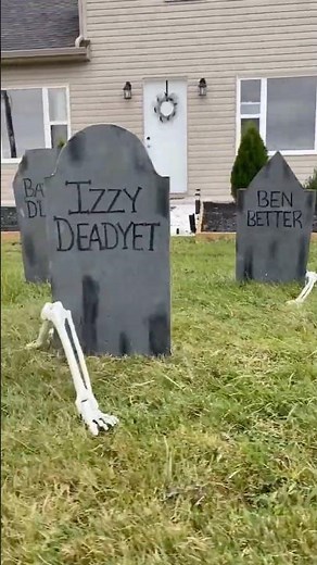 DIY Tombstones 🪦👻 #diy #hallowendecor #spookydecor #diyhalloweendecor