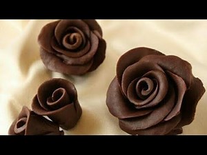 How to make chocolate flower at home | how to make cake decorator easily