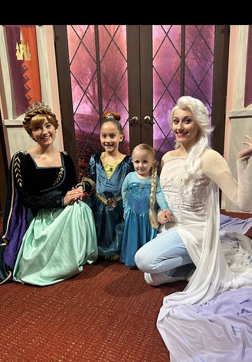 Meeting Elsa for the First Time at Disneyland