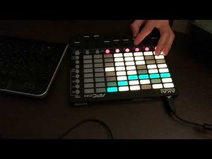 Performing Live with the AKAI APC Mini (Tech House)