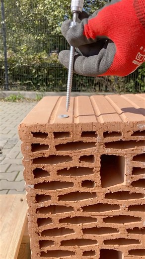 30 reactions | Fixare sigură în cărămidă cu goluri, fără compromis! Cu fischer DuoXpand, expansiunea controlată blochează rotirea diblului și distribuie uniform sarcina — montaj curat și valori portante stabile, Comandă online: https://www.emag.ro/diblu-cu-surub-fischer-duoxpand-8-x-100-fus-otel-zincat-pentru-fixare-de-cadre-50-buc-562153/pd/D4J29SMBM/ | fischer group | Facebook