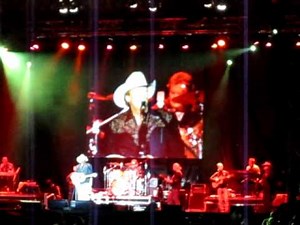 Alan Jackson - Tall Tall Trees LIVE @ Capital Hoedown 2010, Ottawa Ontario