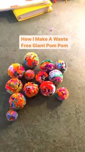 How I use all the waste from making this Giant Pom Pom! ✨✨✨✨ | Fat Pom Poms