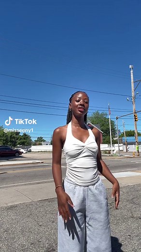 Tik Tok dance challenge: easy viral dance steps