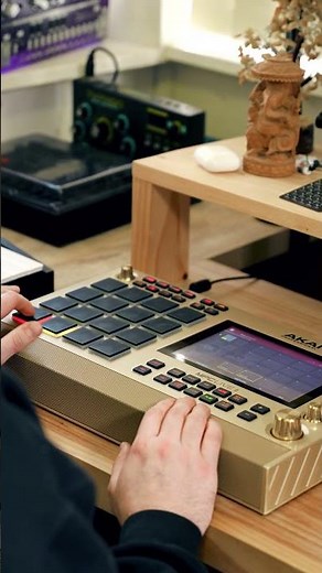 Beat making on the MPC Live II