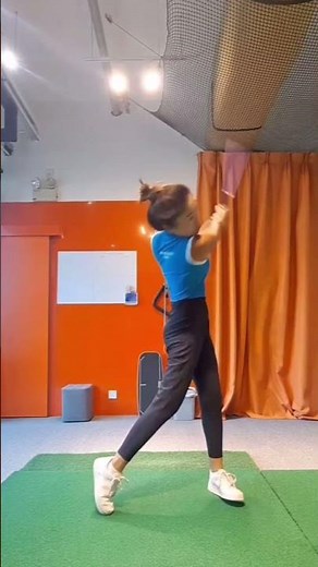 Finally, a Swing Trainer Designed for Women Golfers